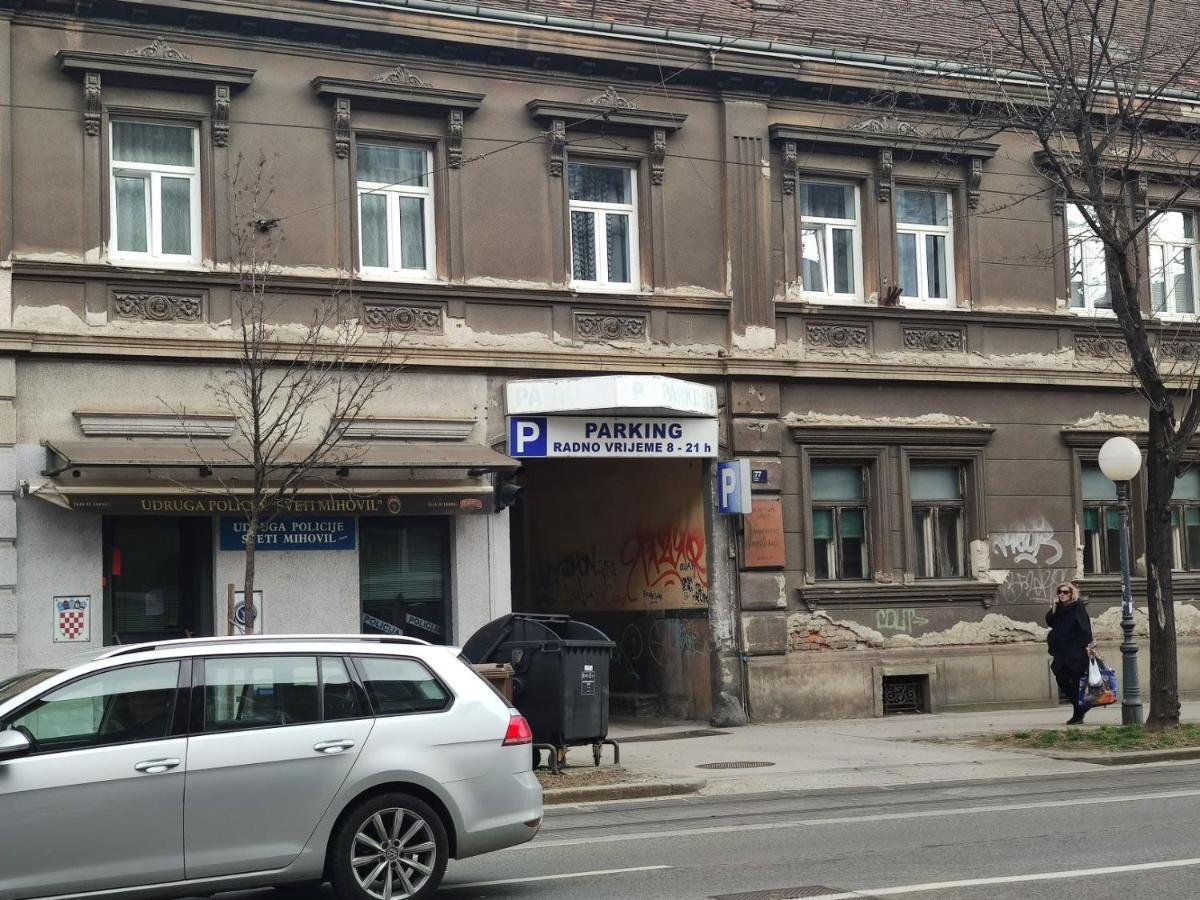 Logo Apartments 5 Min Walk To Main Square Zagreb Exterior photo